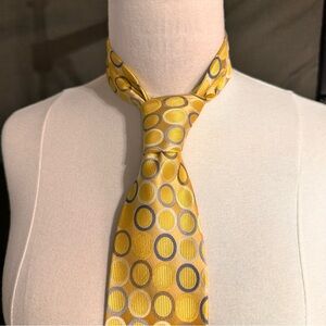 Michael Kors Men's Silk Tie Gold Geometric  Vintage Classic Designer Office